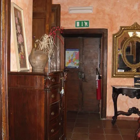 Re Alarico Bed and breakfast